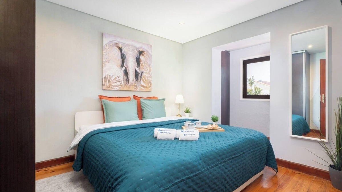 Sao Mamede de Infesta House | Host Wise - Charming Spacious Duplex House