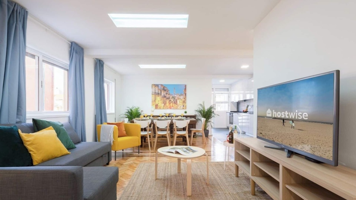Espinho Apartment | Host Wise - Spacious Fresh Flat w/Terrace | Sea