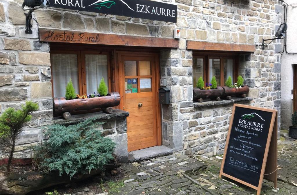Isaba House | Hostal Ezkaurre