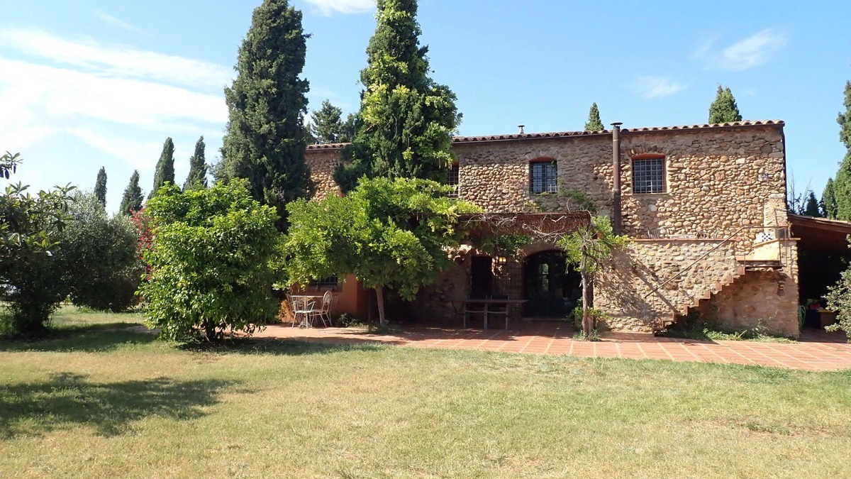 Crespia House | Hostal Nou de Crespià