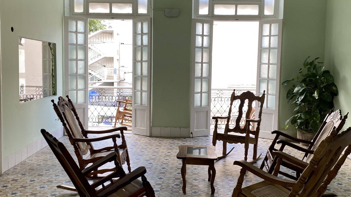 Old Havana House | Hostal Obispo 411