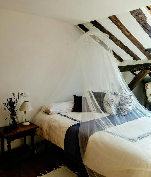 Navarredonda de Gredos House | Hostal Refugio De Gredos
