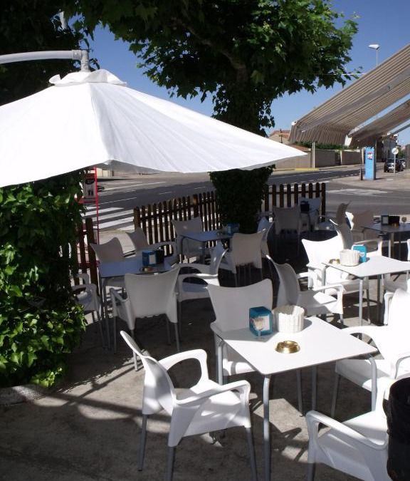 Santa Marina del Rey House | Hostal Salones Victoria