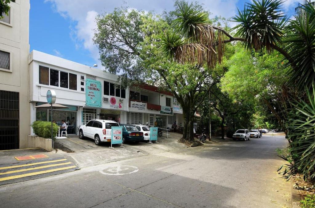 Cali House | Hostal Tequendama Martha Santamaria