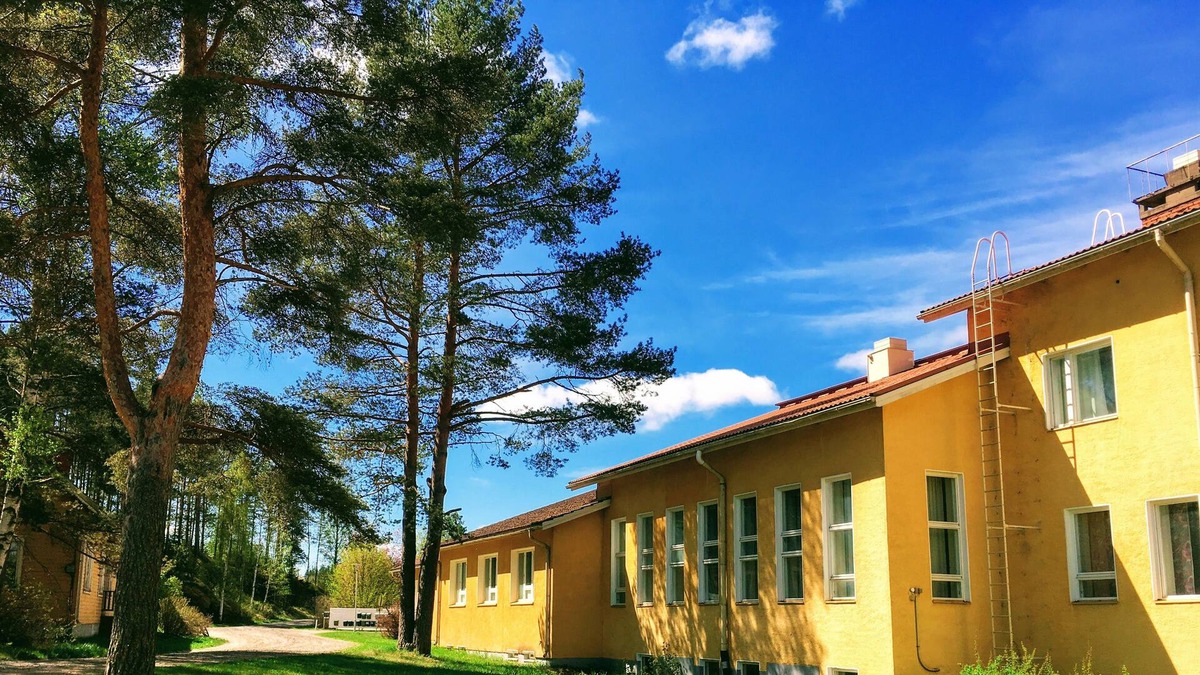 Pulsa Hostel | Hostel Vanha Koulu