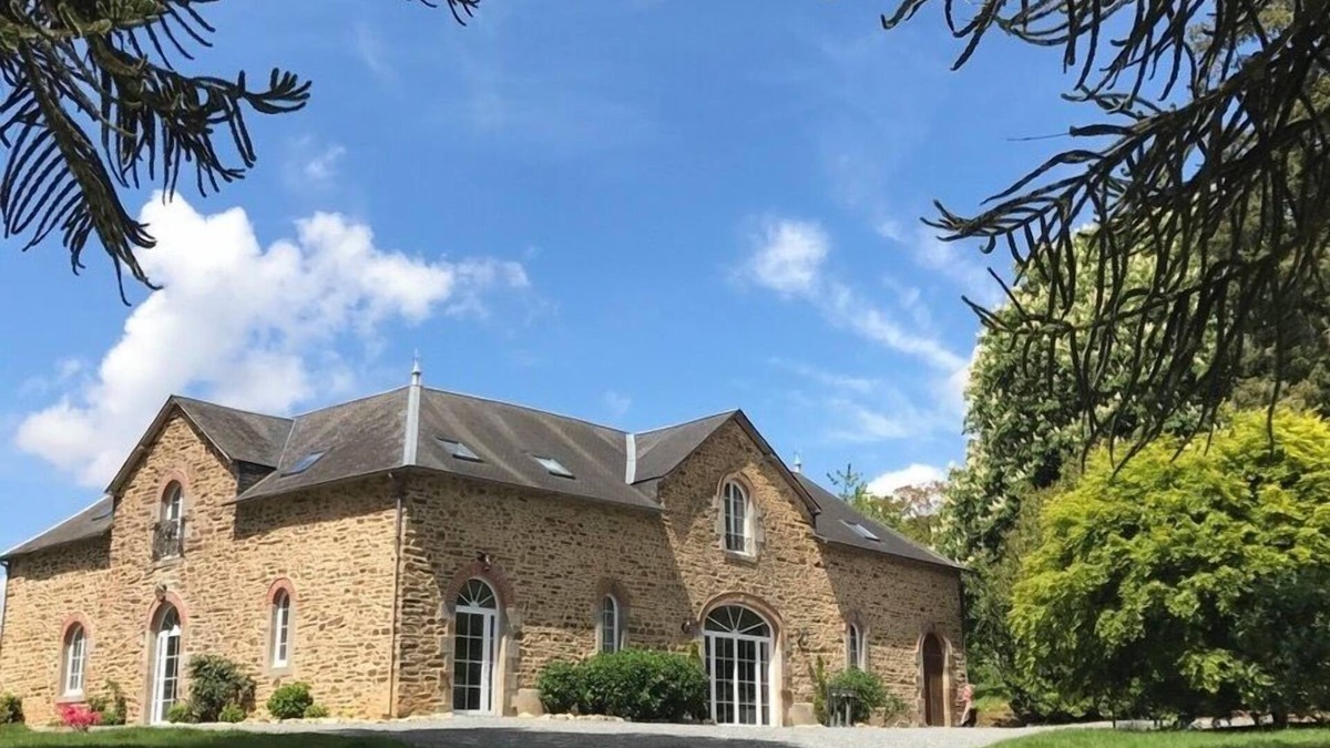 Saint-Pierre-des-Landes Hotel | Hostellerie de Fontenaille