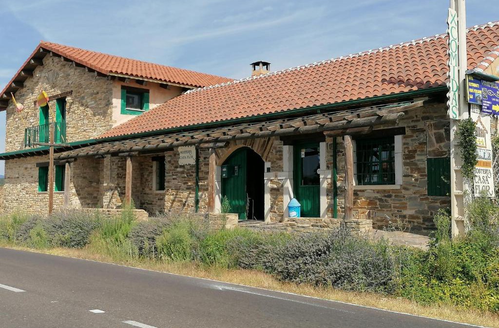Murias de Rechivaldo Hotel | Hostería Casa Flor