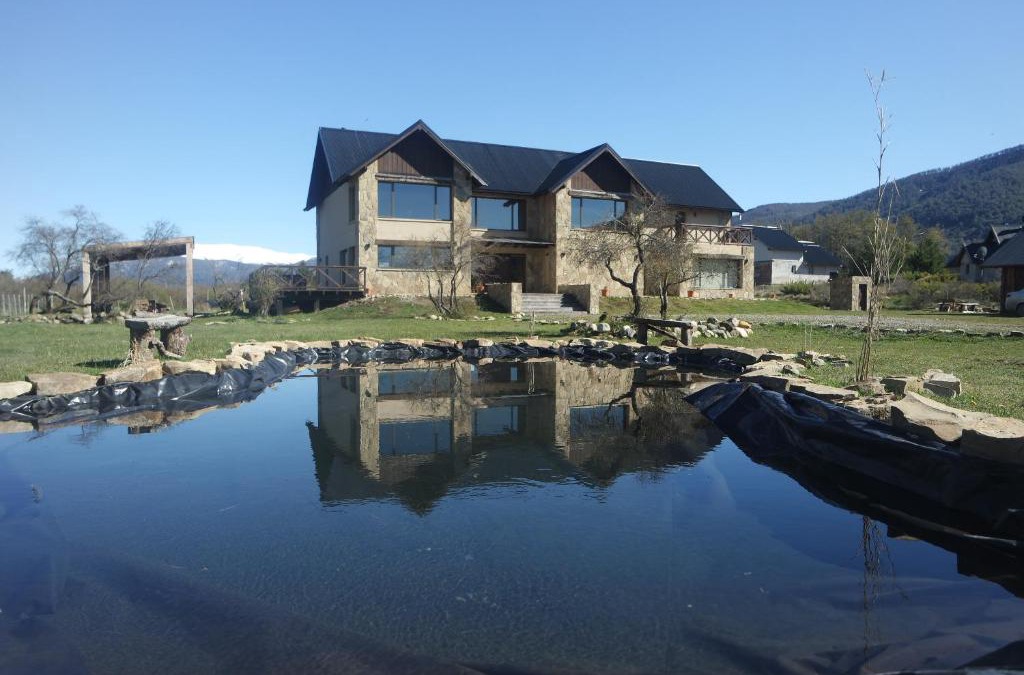 Lolog Hotel | Hostería La Chira