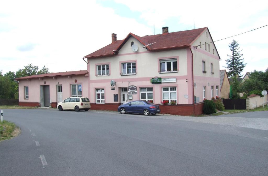 Uhelna House | Hostinec Na Návsi