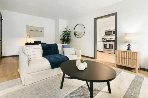 Lower Lawrenceville Apartment | HostWise Stays - Butler St, Lower Lawrenceville, Brand New!
