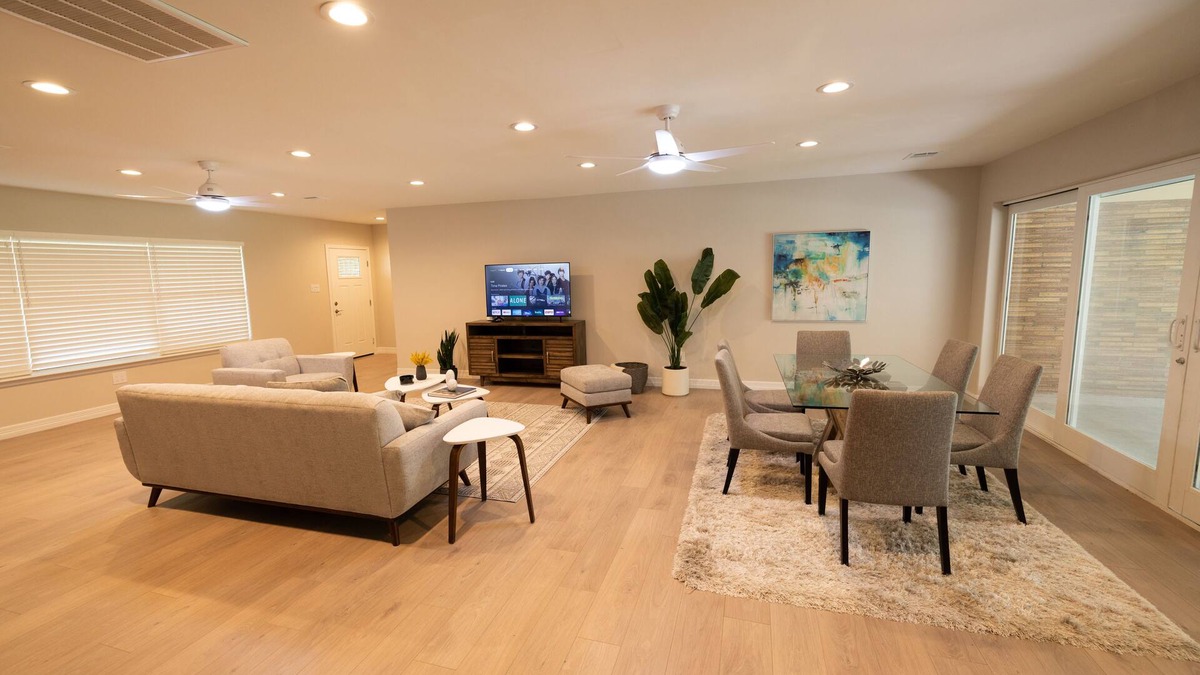 Braeswood Place House | Hosuton Med Center
