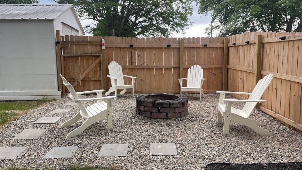 Cave City House | Hot Tub and Fire Pit near Mammoth Cave National Park- Pet Friendly