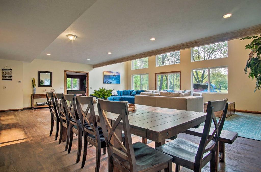 Whitehall House | Hot Tub and Game Room Spacious Whitehall Home!