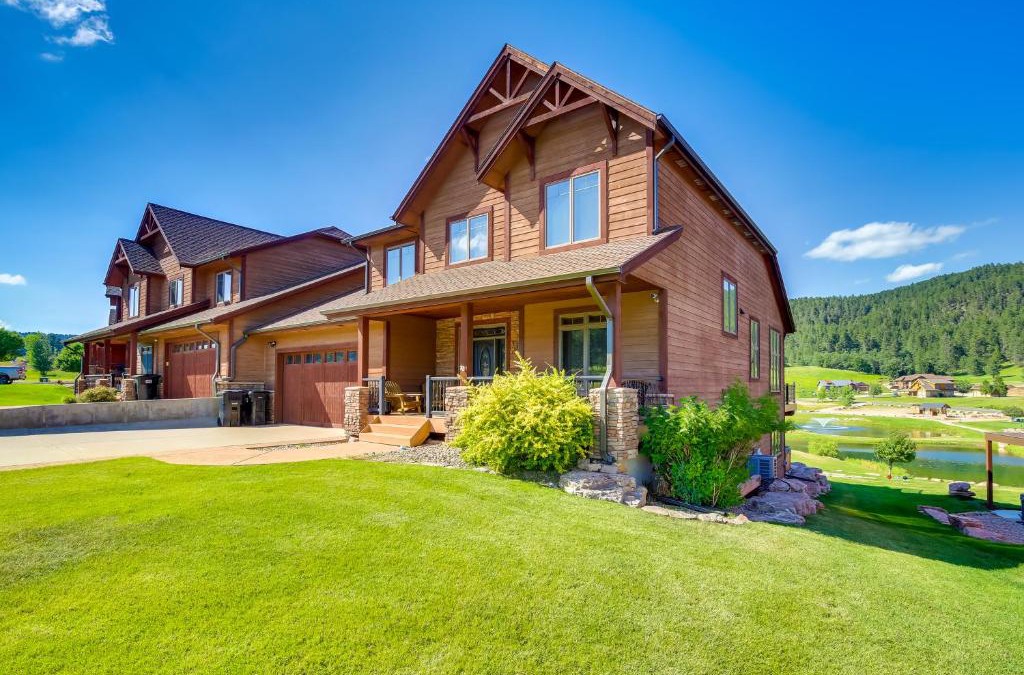 Sturgis House | Hot Tub and Golf Course Views Luxe Sturgis Home!