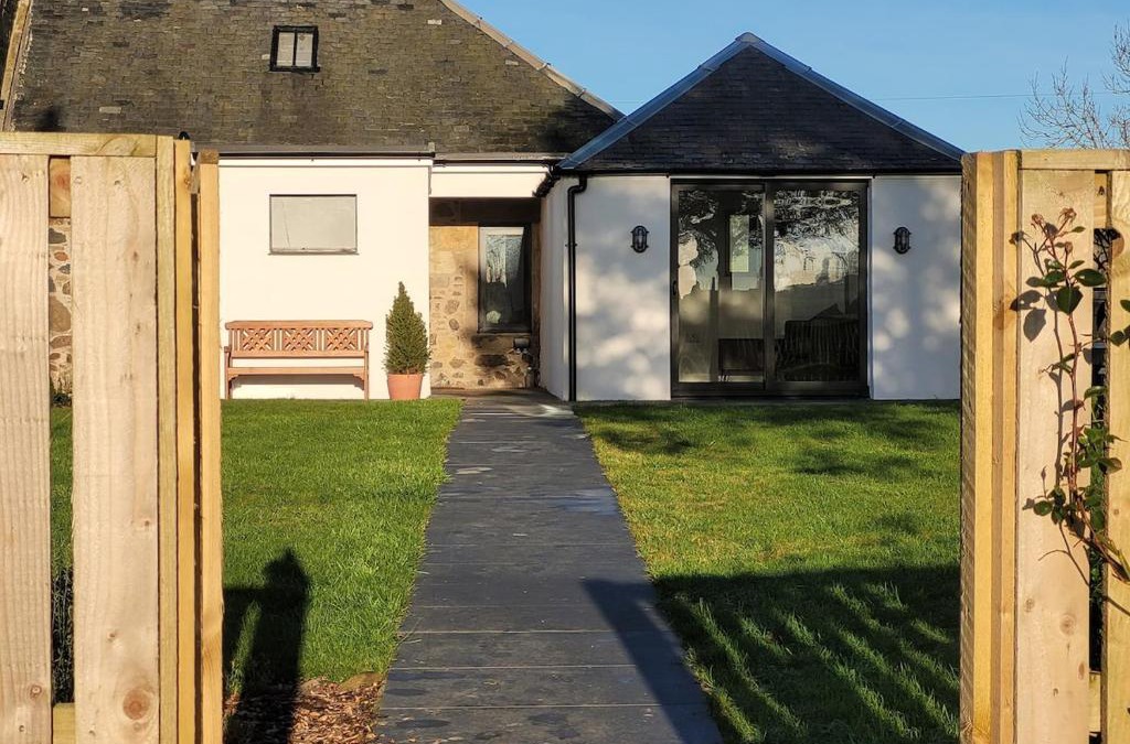 Stewarton Apartment | Hot Tub Cottage in Ayrshire