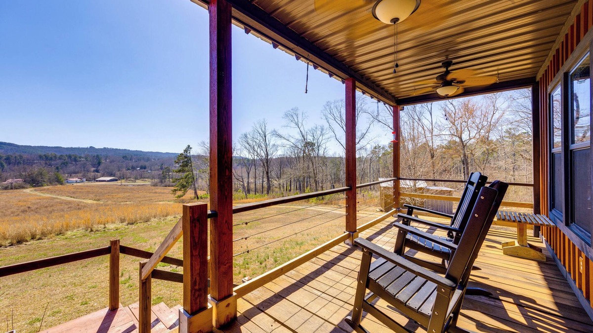 Altoona Cabin | Hot Tub + Grill: Mtn-View Altoona Cabin