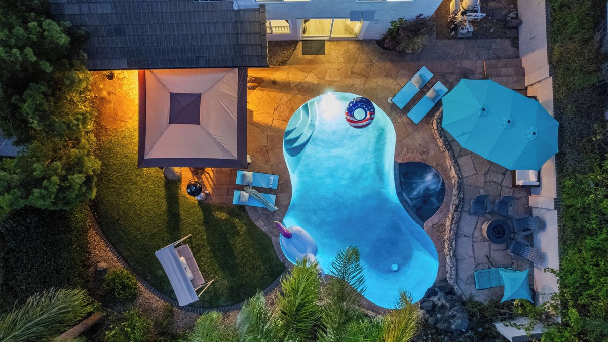 Rancho Penasquitos House | Hot Tub, King Bed, Garage, Grand View, 3Beds/2.5Bth
