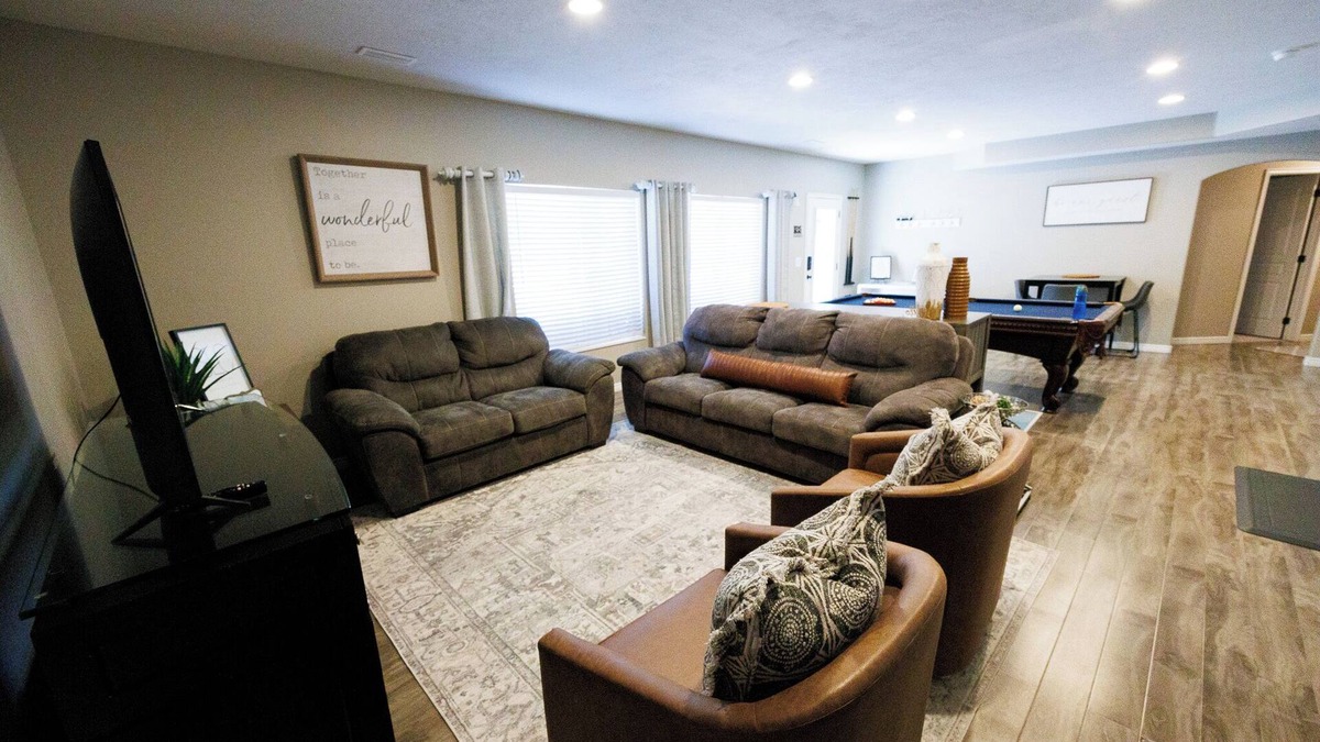 Highland House | Hot Tub - Pool Table - Mtn. Views - Highland Haven