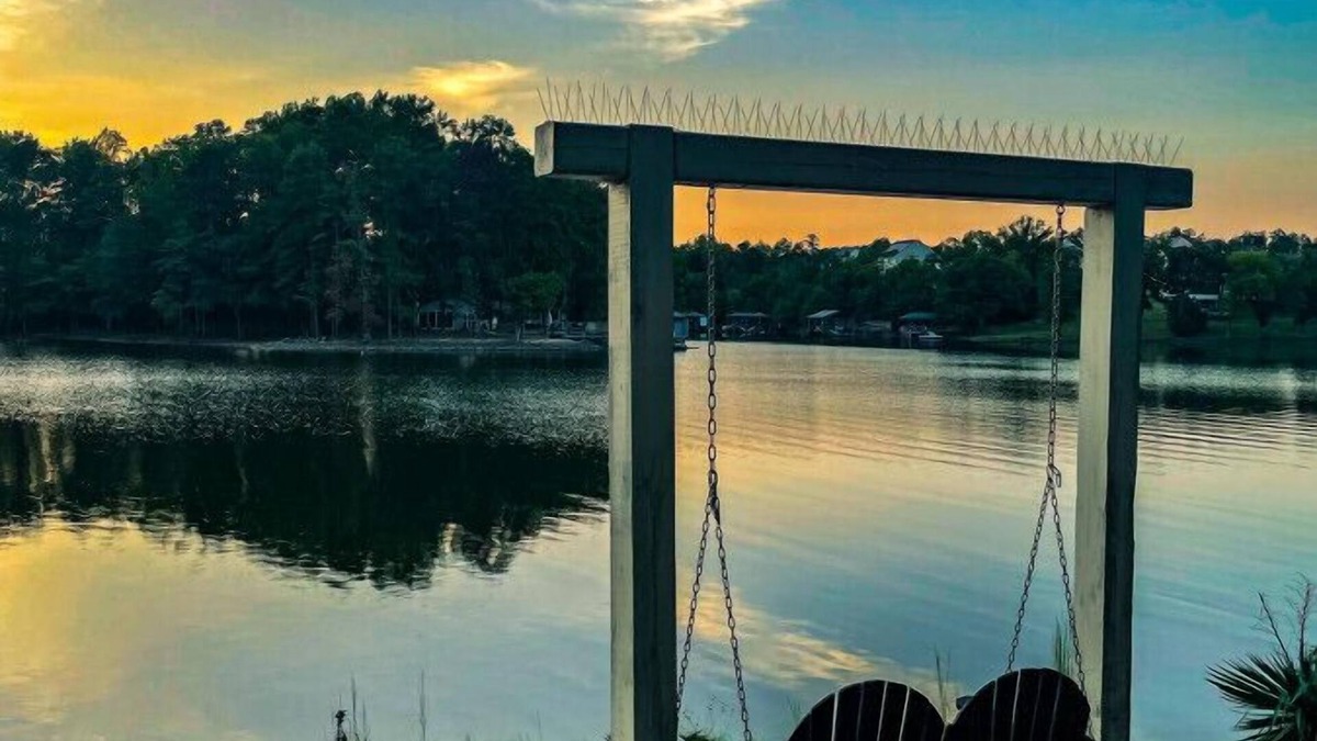 Bowling Green Cottage | Hot Tub+Stunning Lake Views+Fire Pit