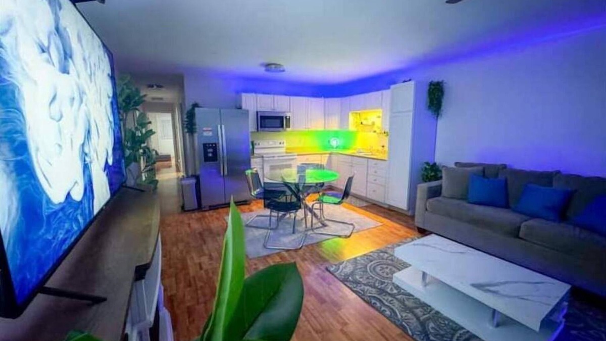 Georgetown House | Hot Tub! The Glow Hill - Ark 30 min - Horse Prk 13 min - Rupp - 20 min