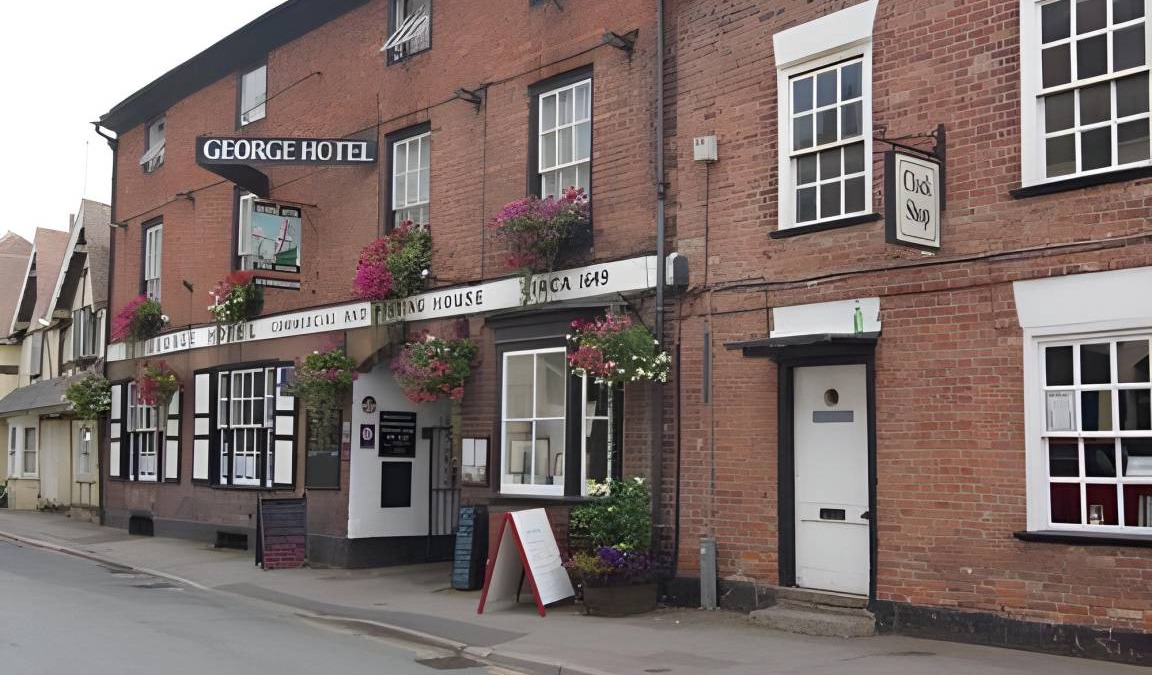 Newent Hotel | Hotel ∙ 4 guests