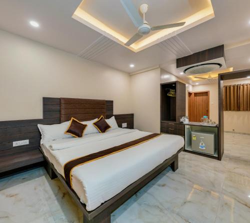 Kolhapur Hotel | Hotel Aatithya Satkar Near Mahalaxmi Temple