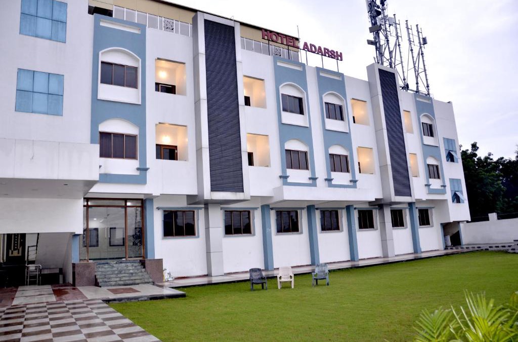 Daulatabad Hotel | Hotel Adarsh