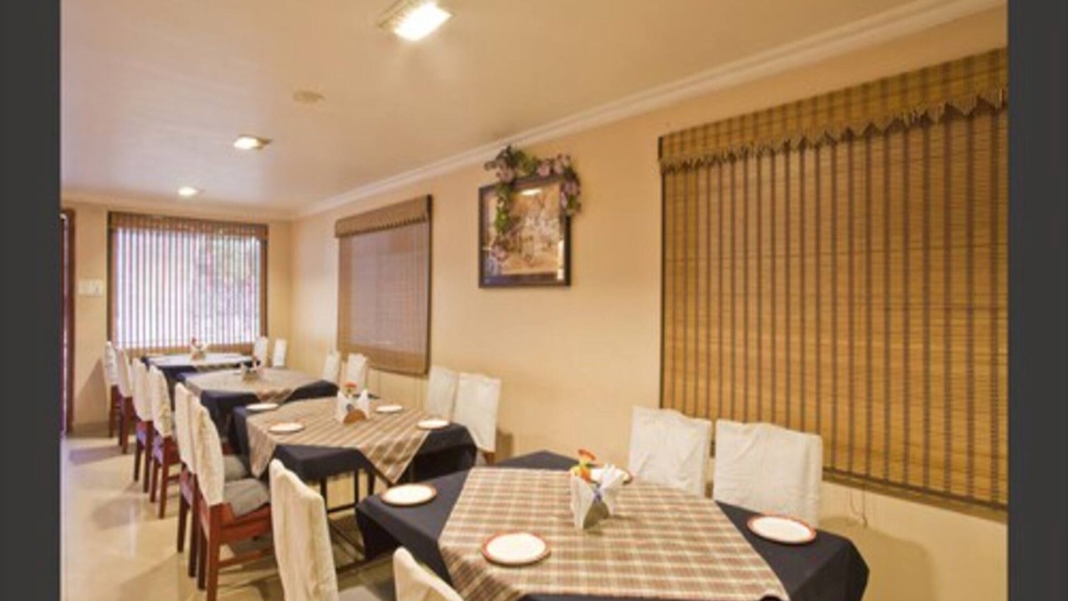 Railway New Colony Hotel | Hotel Akshaya