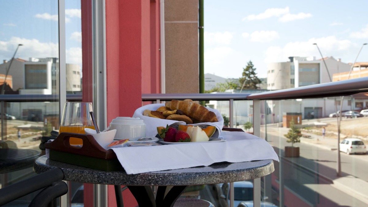 Macedo de Cavaleiros Hotel | Hotel Alendouro