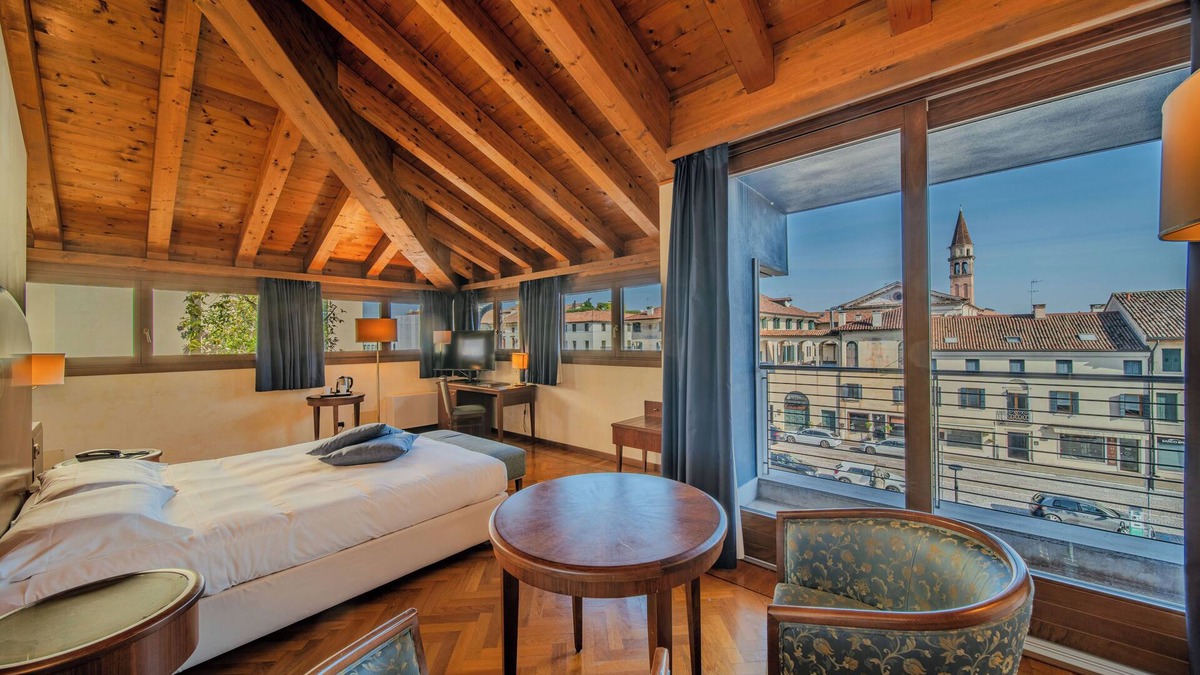 Castelfranco Veneto Hotel | Hotel Alla Torre