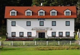Niederfinow Hotel | Hotel Am Schiffshebewerk