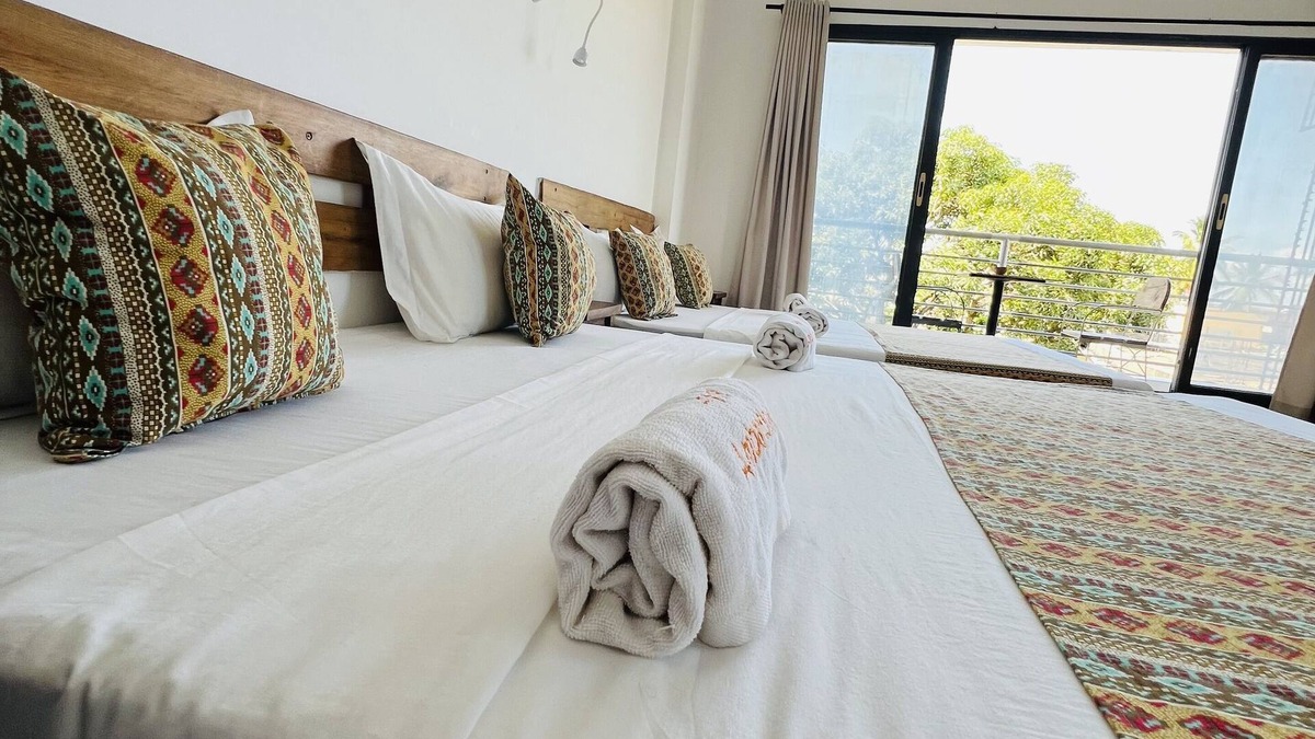 Madirokely Hotel | Hotel Ambatoloaka