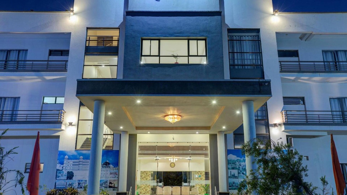 Chittorgarh Hotel | Hotel Amrit Manthan