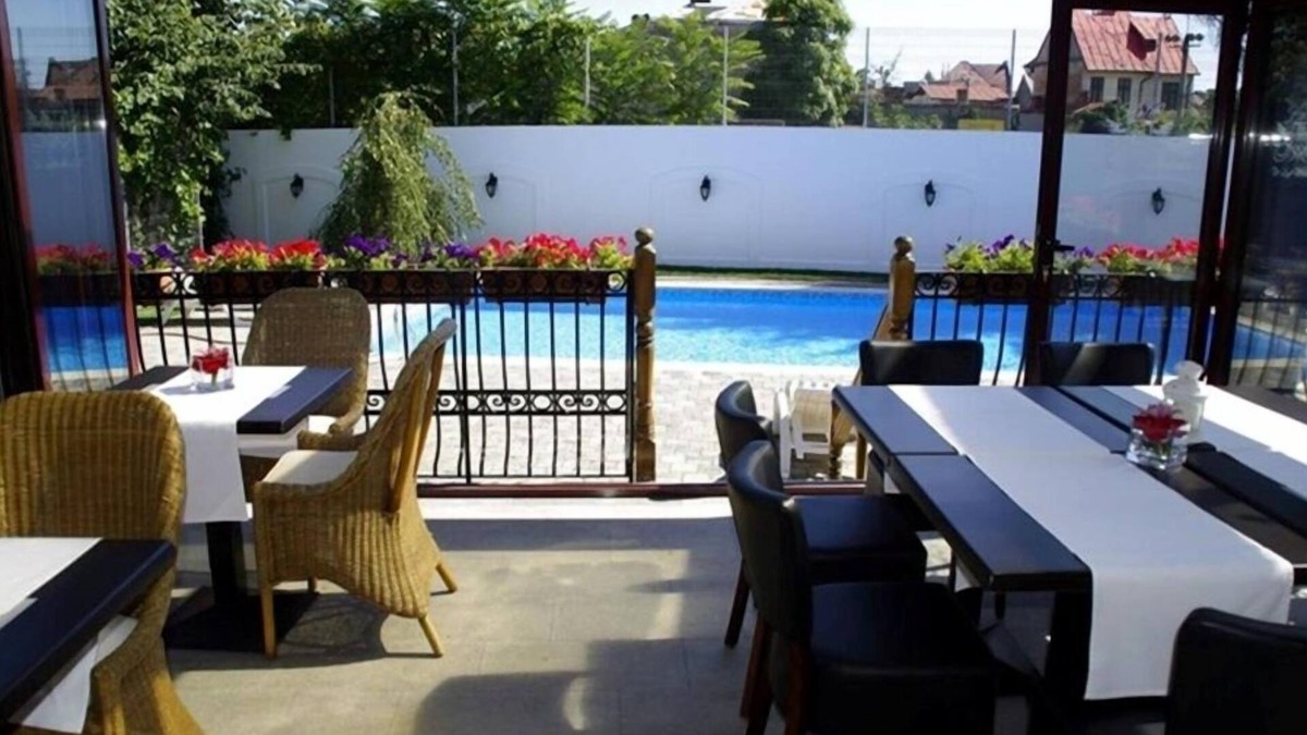 Ploiesti Hotel | hotel Angelo D'oro