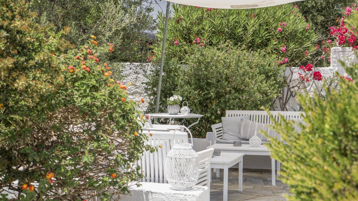 Gythio House | Hotel Apartment "One Bedroom" with Sea View, Garden & Wi-Fi