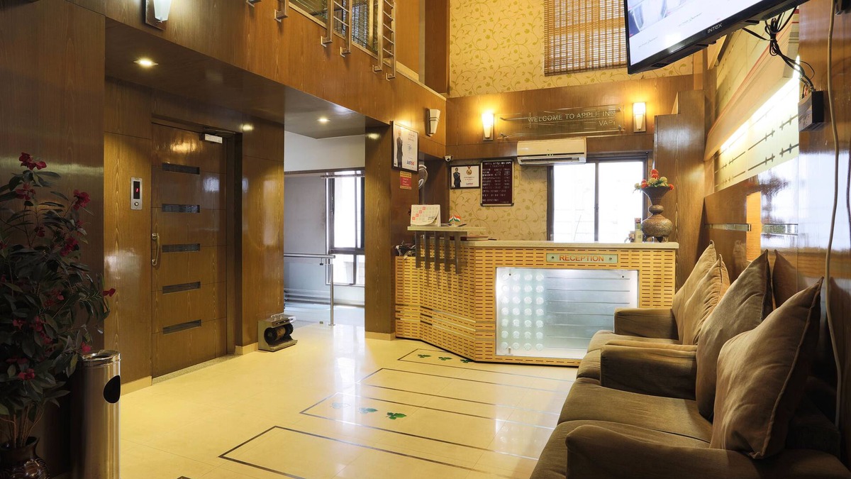 GIDC Hotel | Hotel Apple Inn