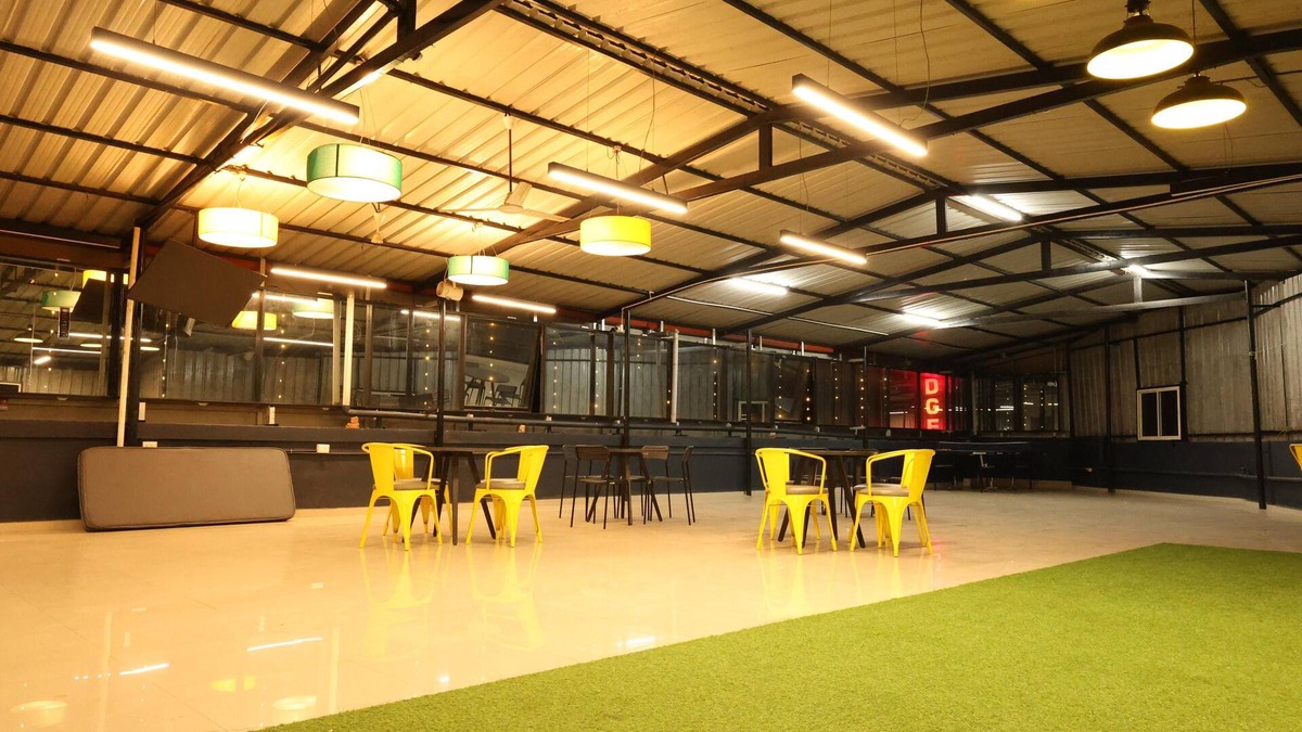 Adyar Hotel | Hotel Aradhya Inn Deralakatte