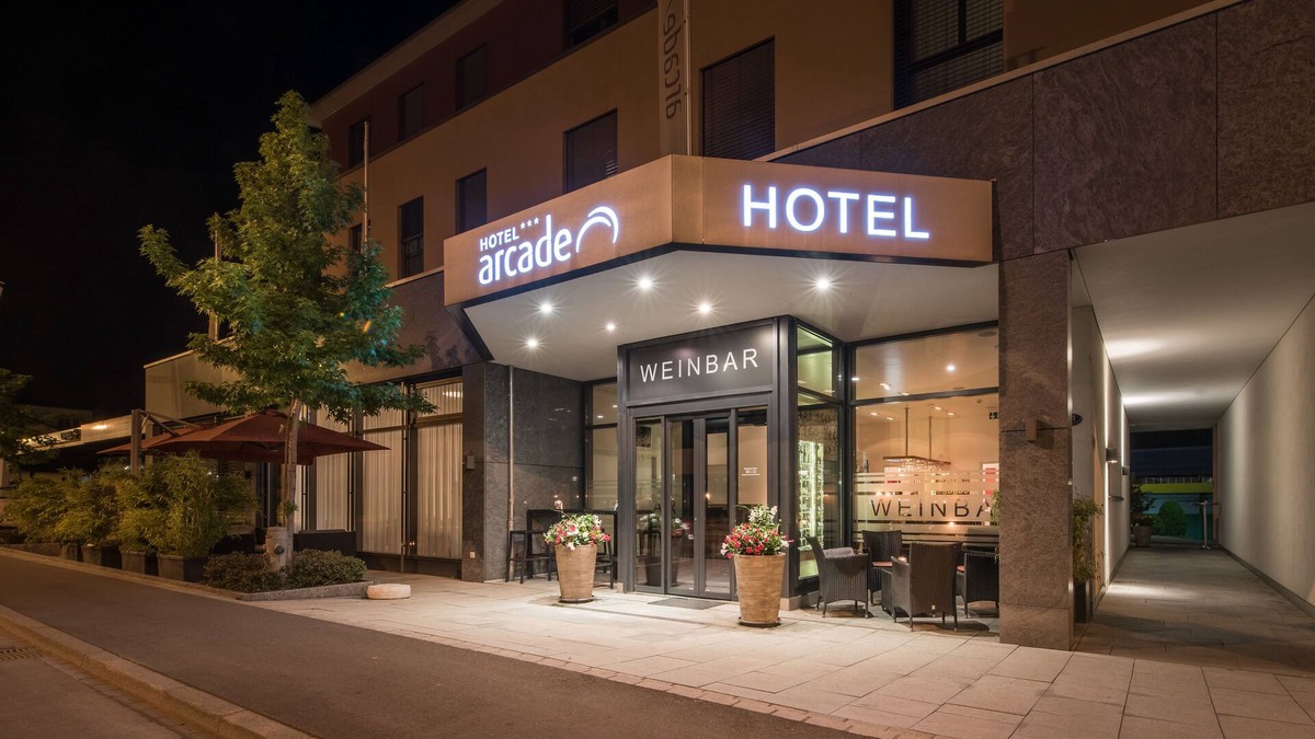 Sins Hotel | Hotel Arcade