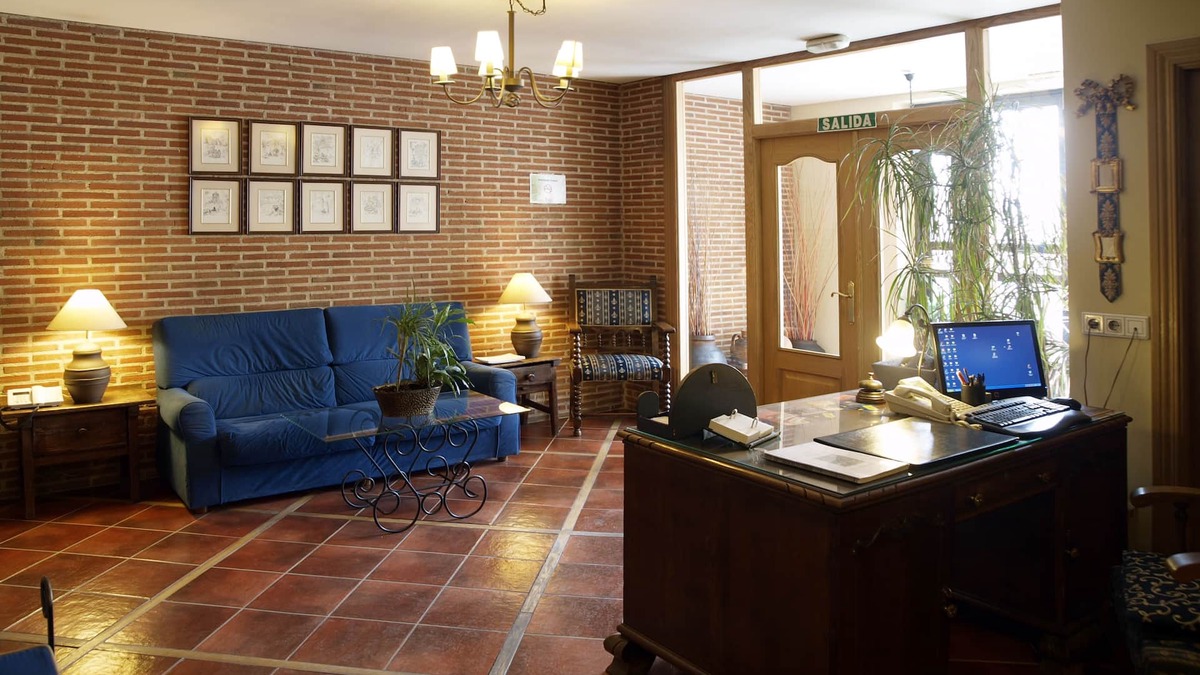 Old Town of Avila House | Hotel Arco San Vicente