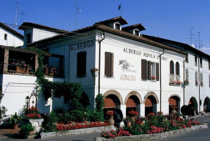 Rubiera Hotel | Hotel Arnaldo Aquila D’oro