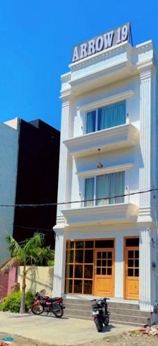 Bareilly Hotel | Hotel Arrow 19