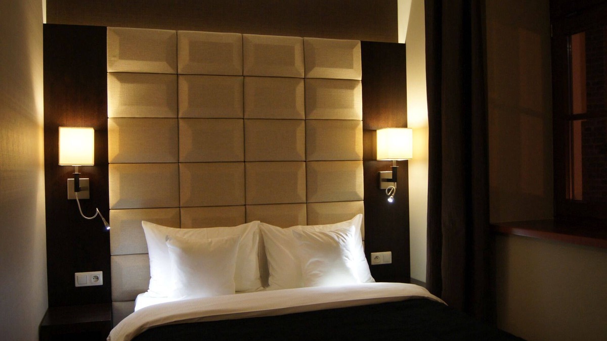 Brzeg Hotel | Hotel Arte