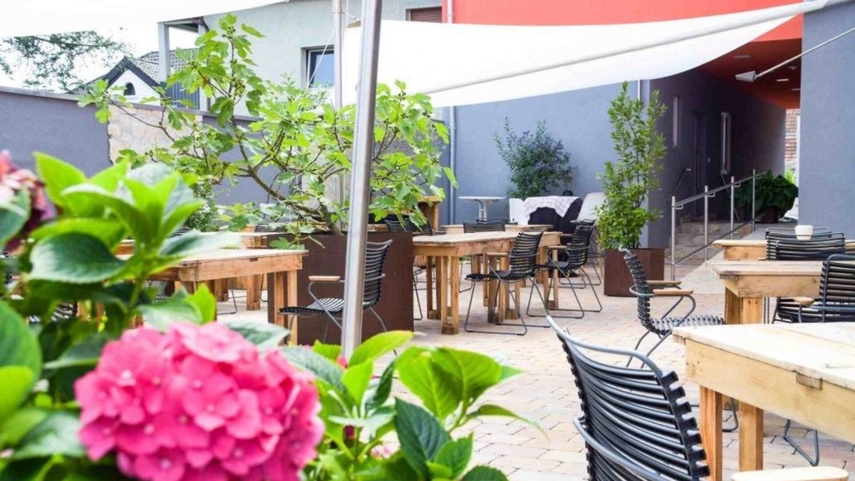 St. Leon Hotel | Hotel Arts