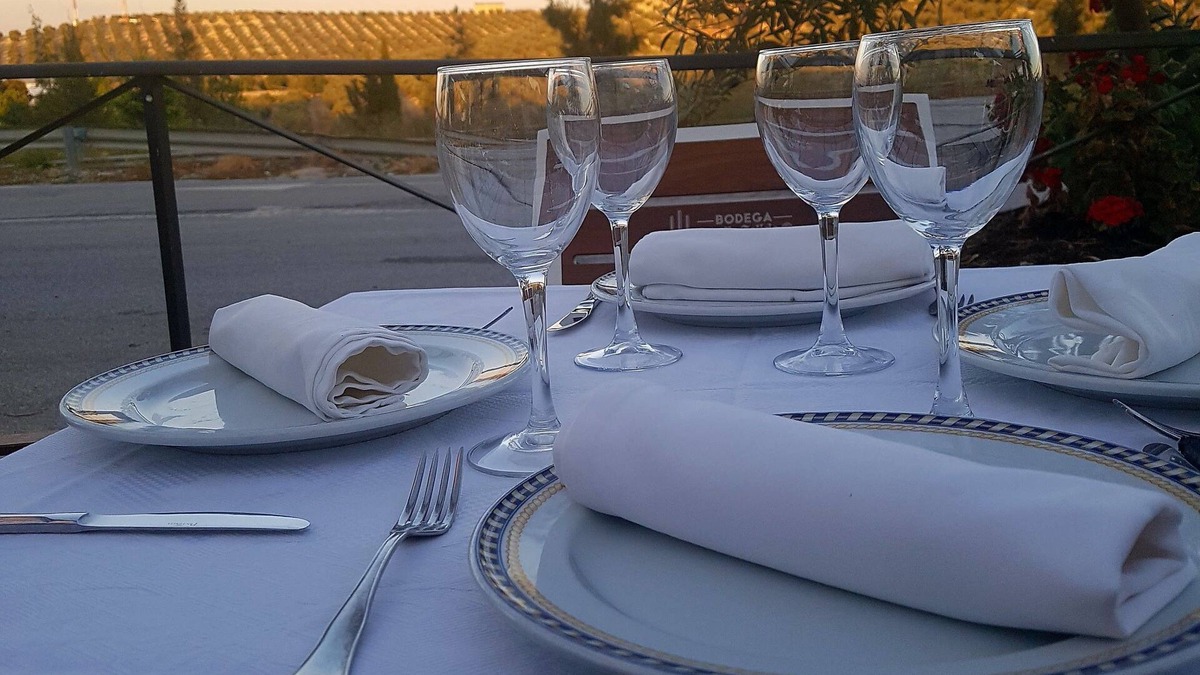 Fuensanta Hotel | Hotel Asador Albenzaire