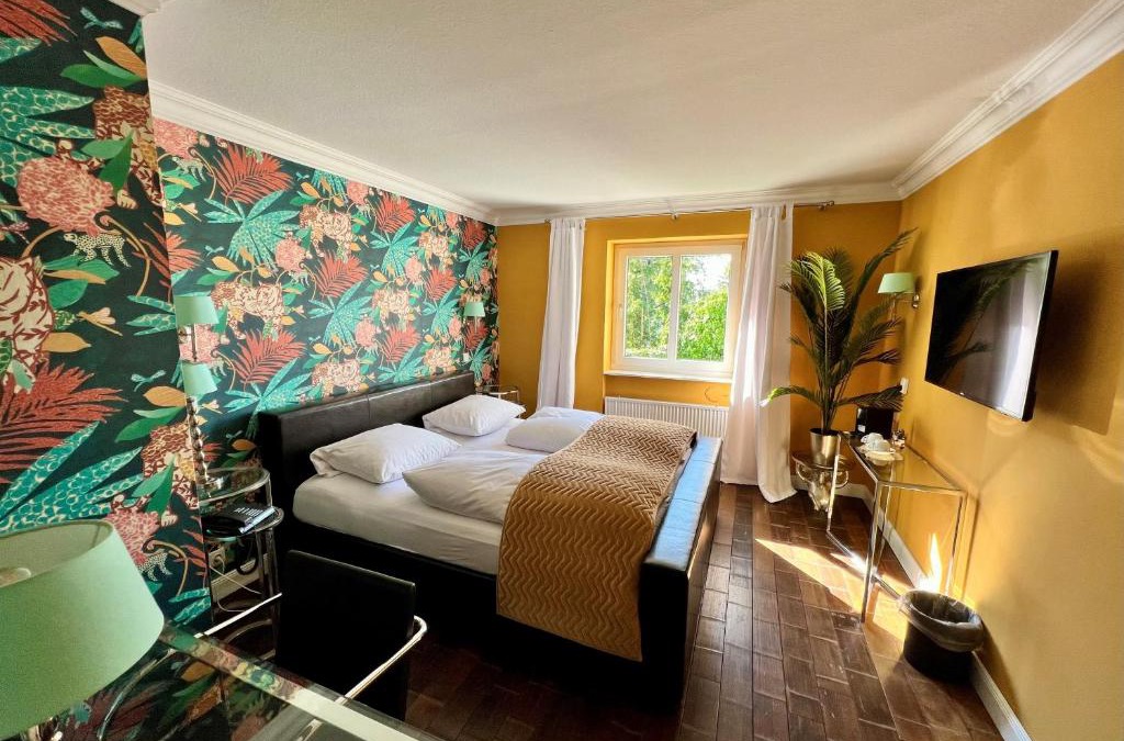 Golzheim Hotel | Hotel Ashley's Garden