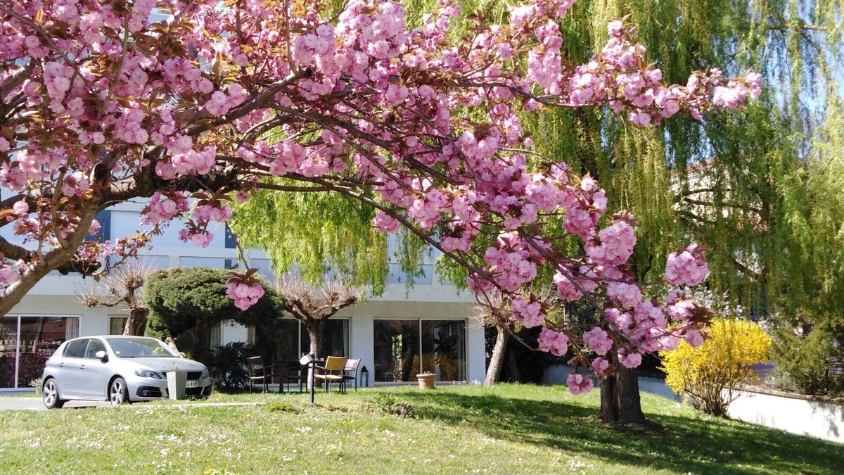Villeboeuf - Fauriel - Vivaraize Hotel | Hotel Astoria