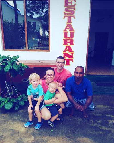 Chilaw Hotel | Hotel Athina & Restaurant