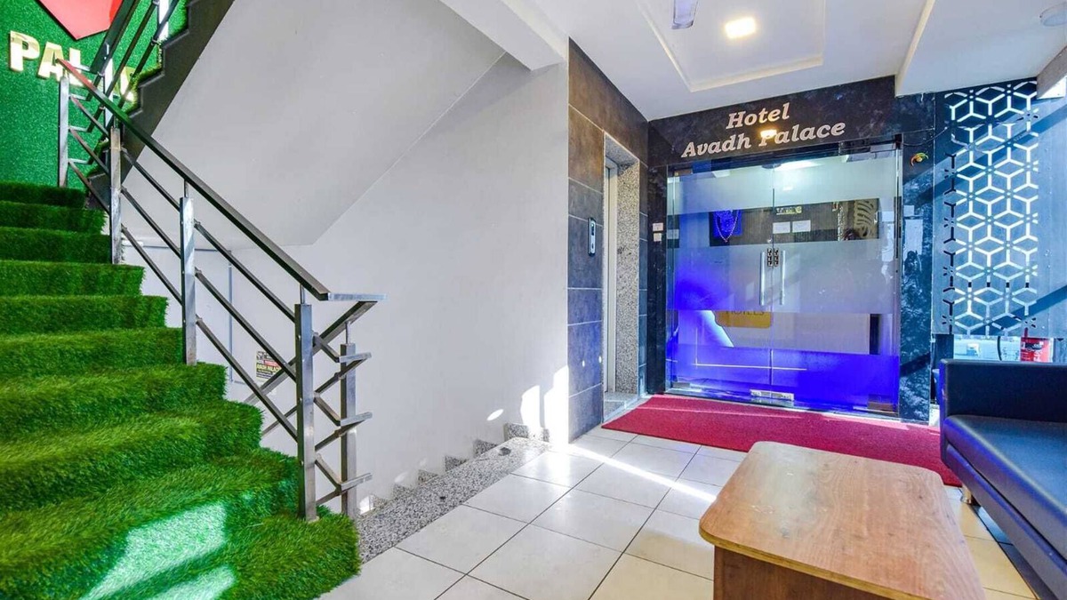 Ahmedabad Hotel | Hotel Avadh Palace