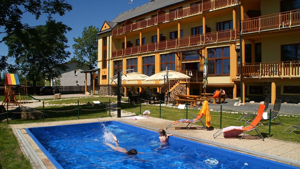 Stola Hotel | Hotel Avalanche
