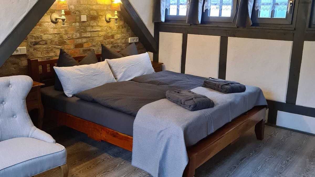 Domviertel Hotel | Hotel b&b altes hinterhäusel